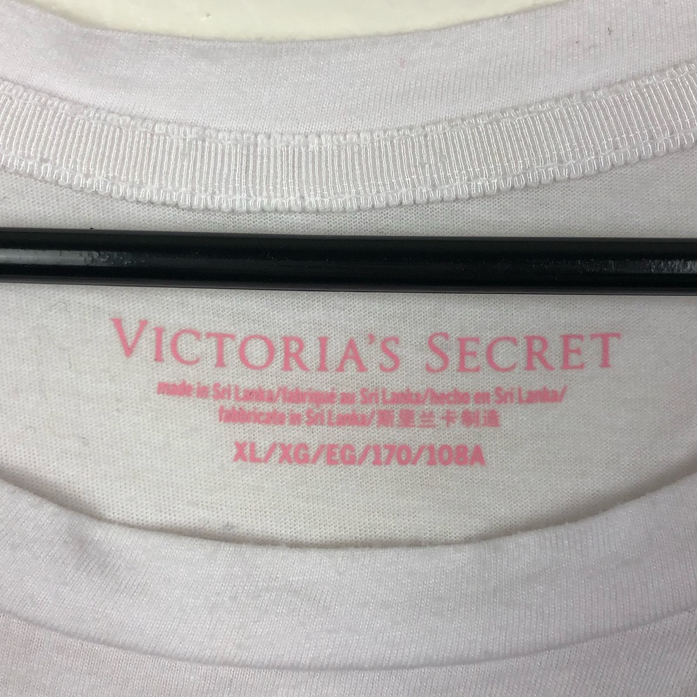 Victoria’s Secret “Angel” Graphic Top with Knotted Hem - Picture 5 of 5